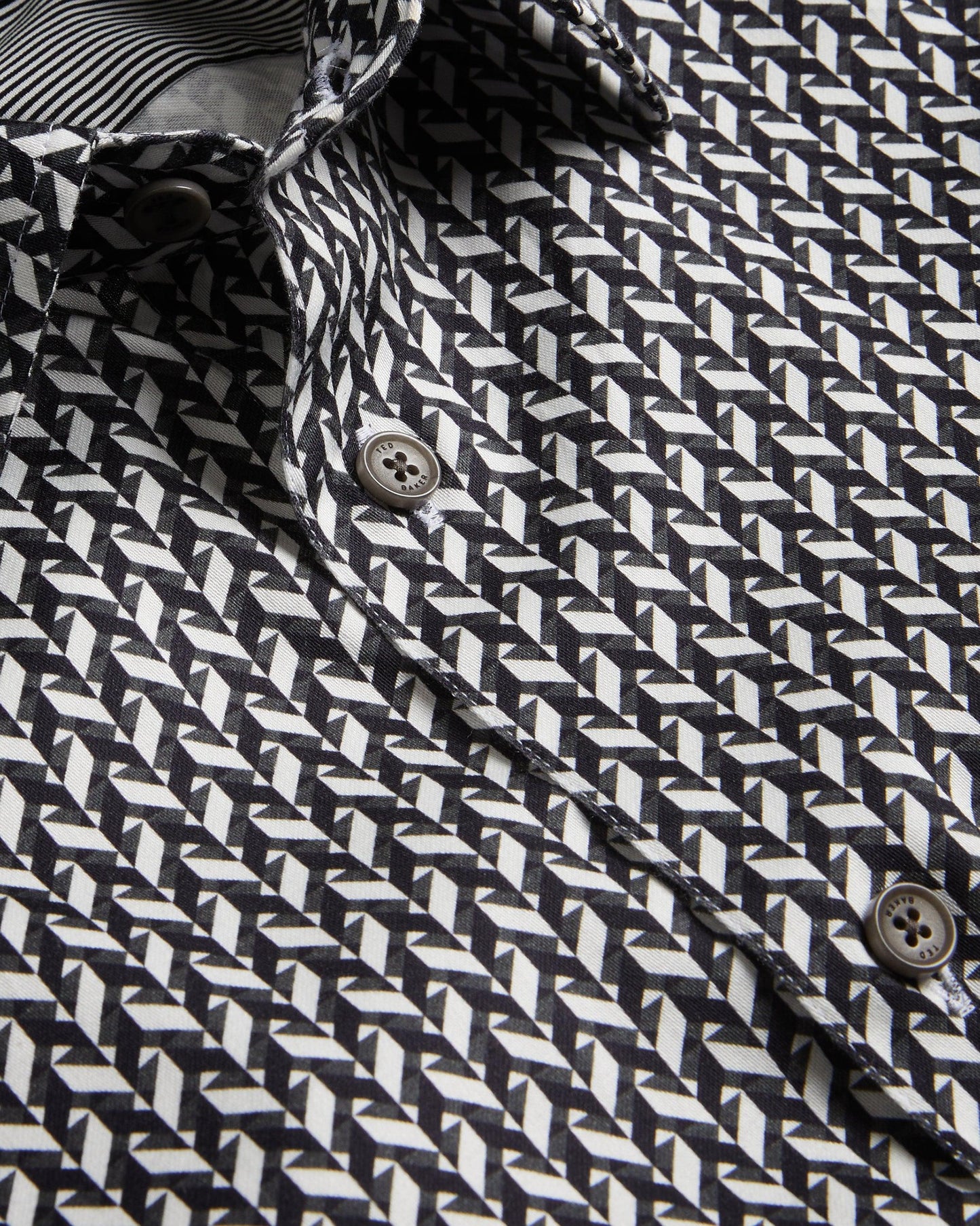 LACEBY | BLACK
