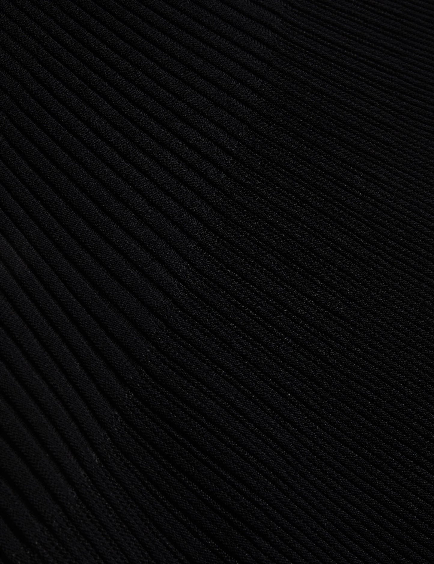 LAYYNII | BLACK