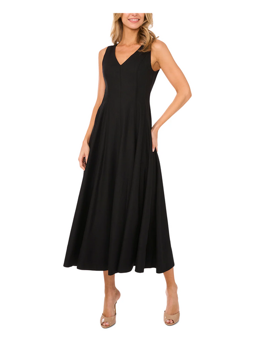 SLEEVELESS V-NECK PLEATED MAXI DRESS | RICH BLACK