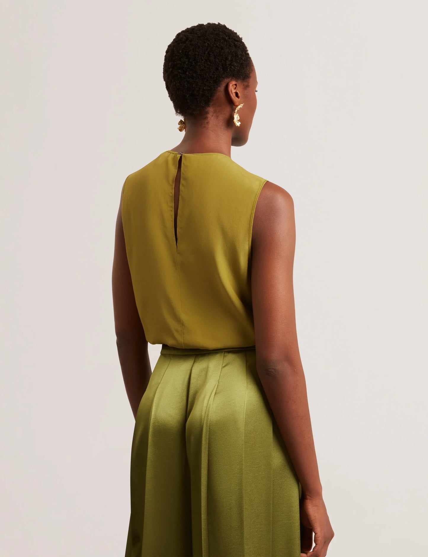 SHAMRA | MID-GREEN