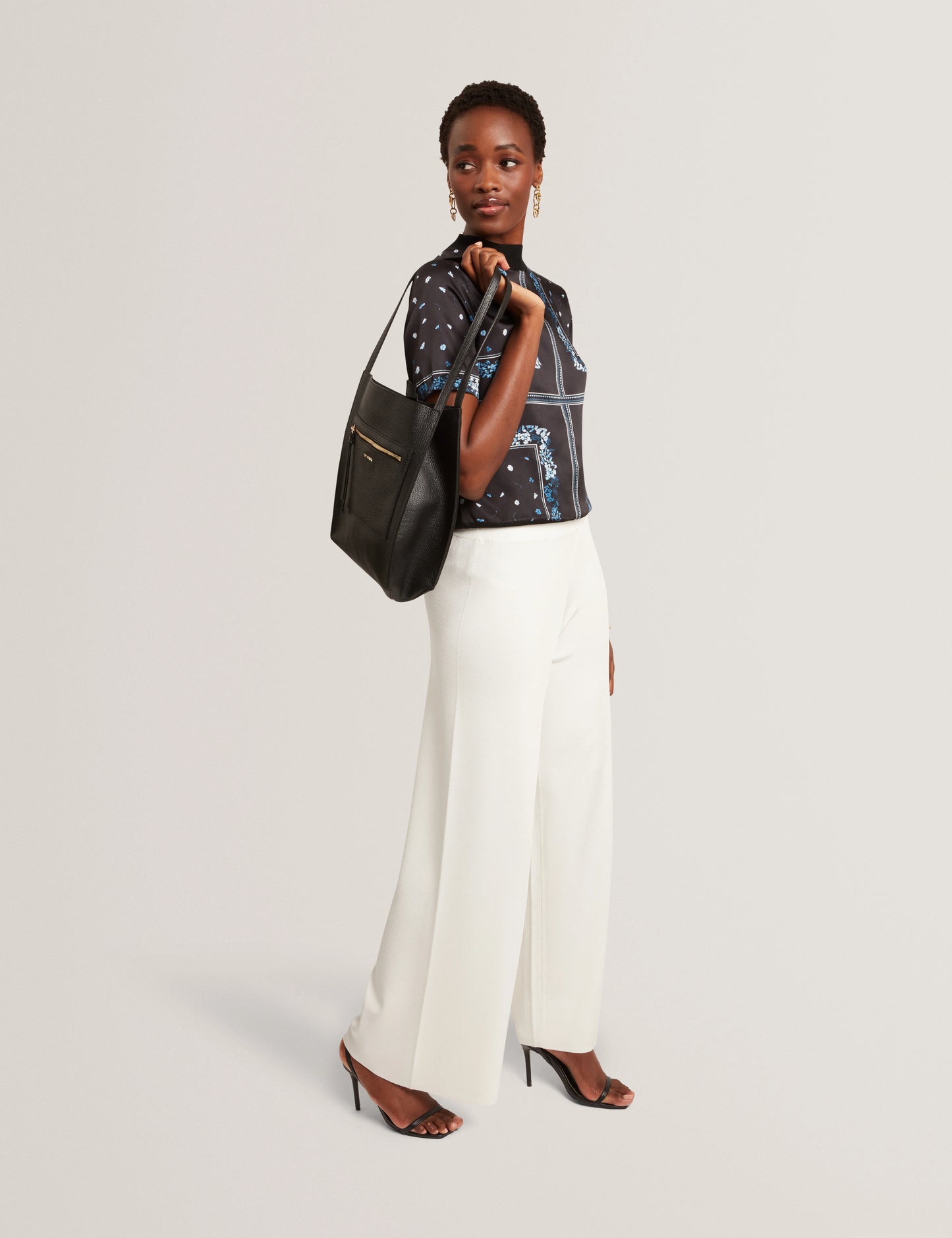 TAALA | BLACK