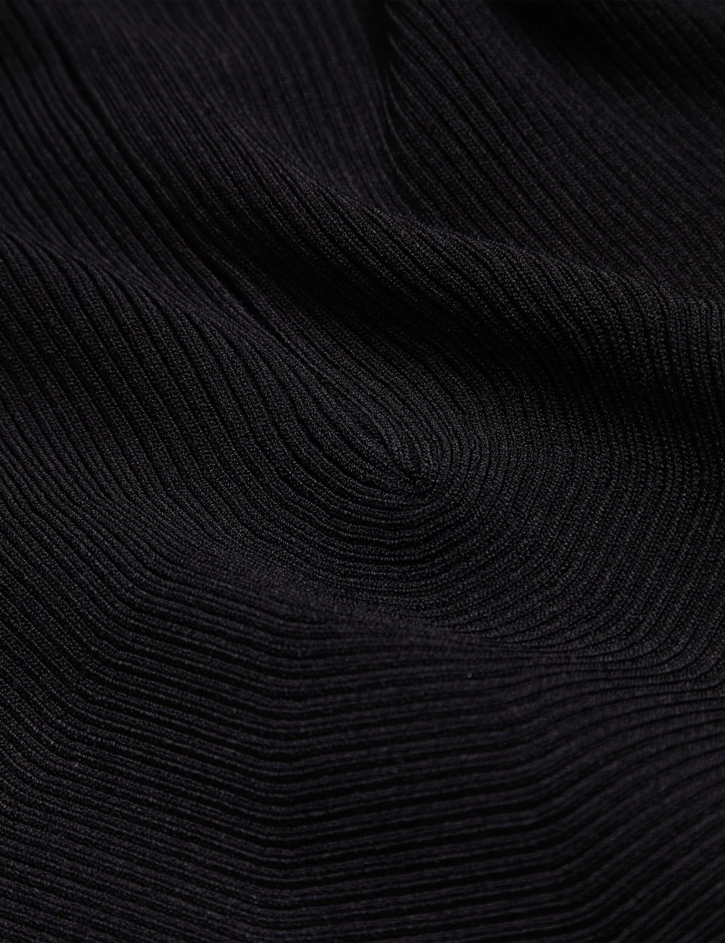 ERHAN | BLACK