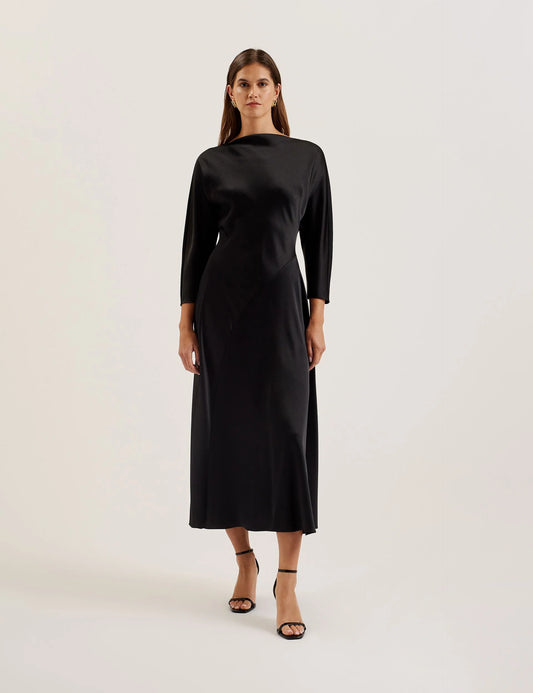 AVELLI | BLACK