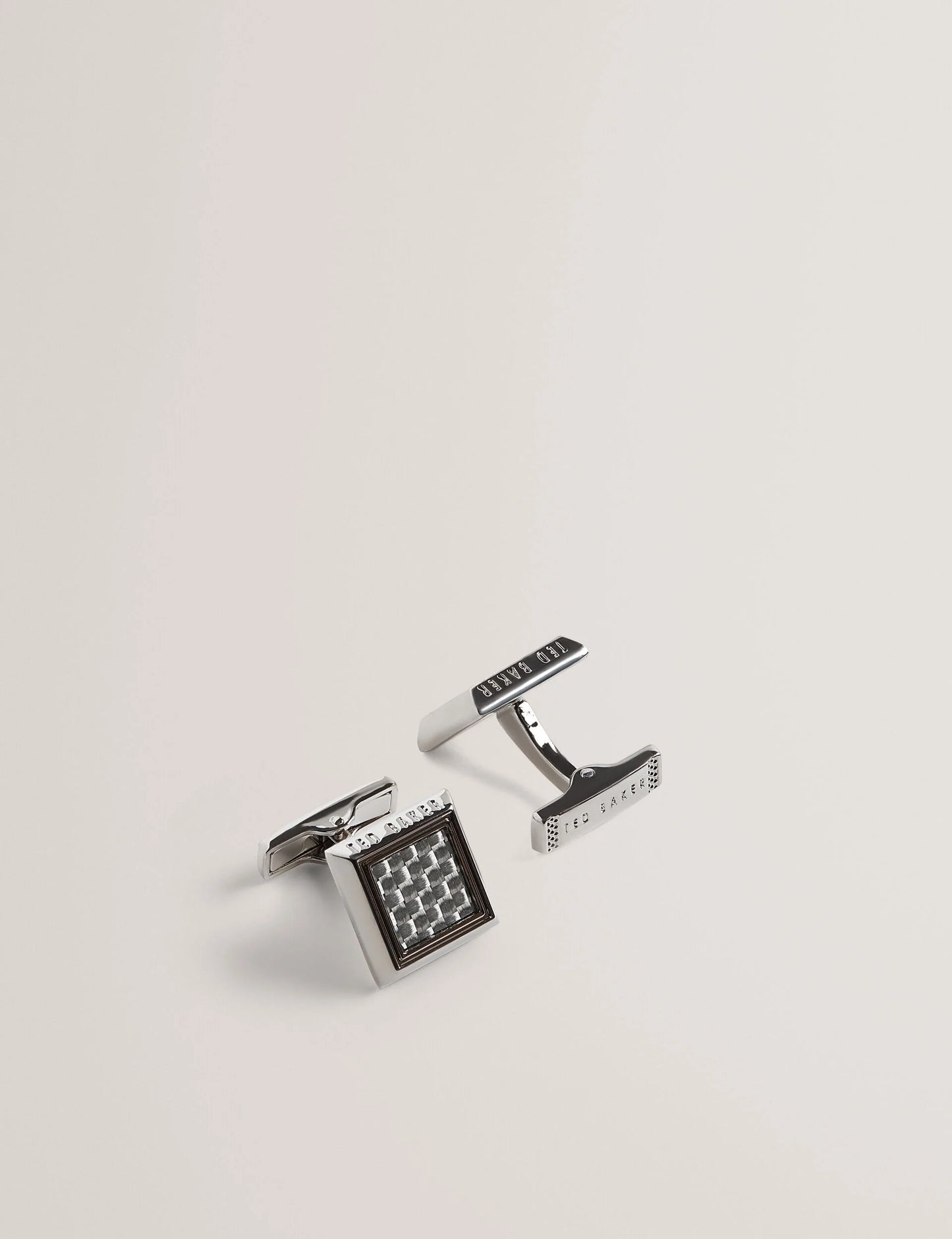 CARDER | SILVER