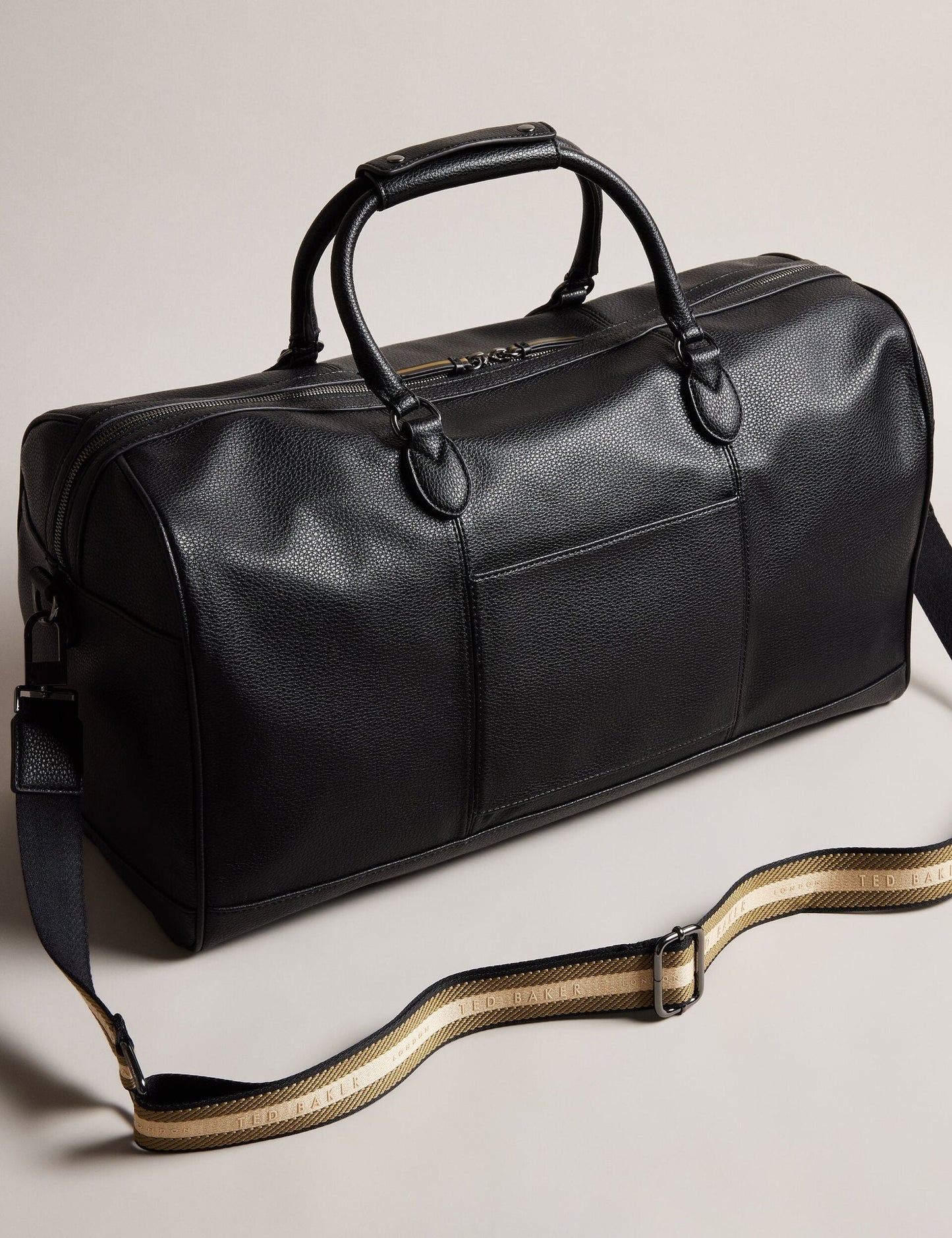 KALVIN | BLACK
