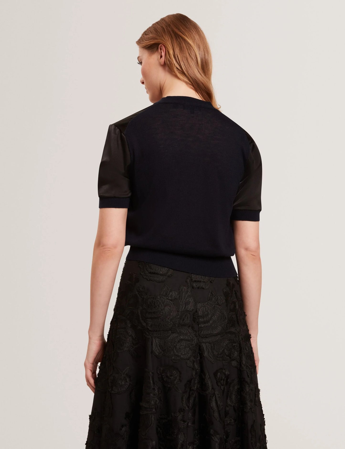 OFINA | BLACK