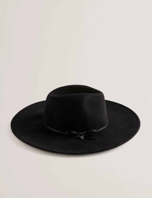 ABBIIIO | BLACK