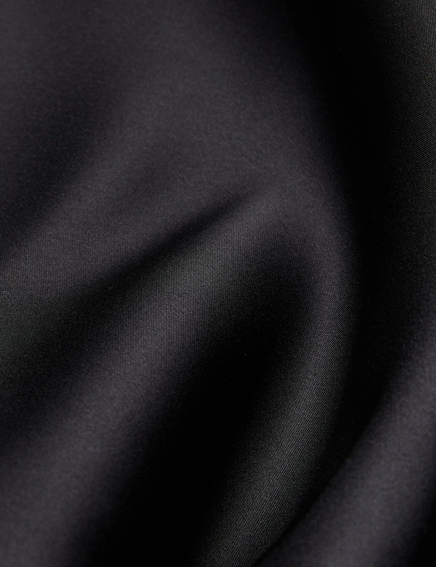 ERVA | BLACK