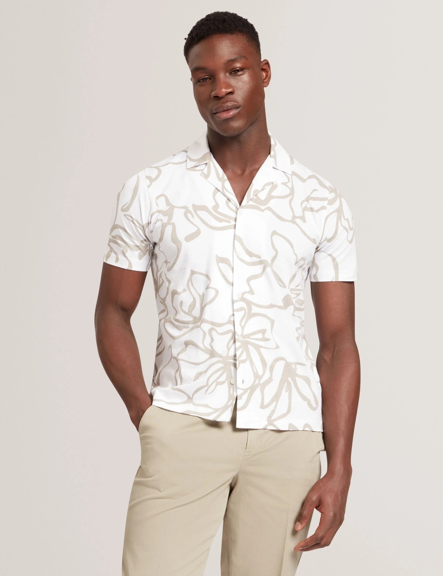 CLAUB | WHITE
