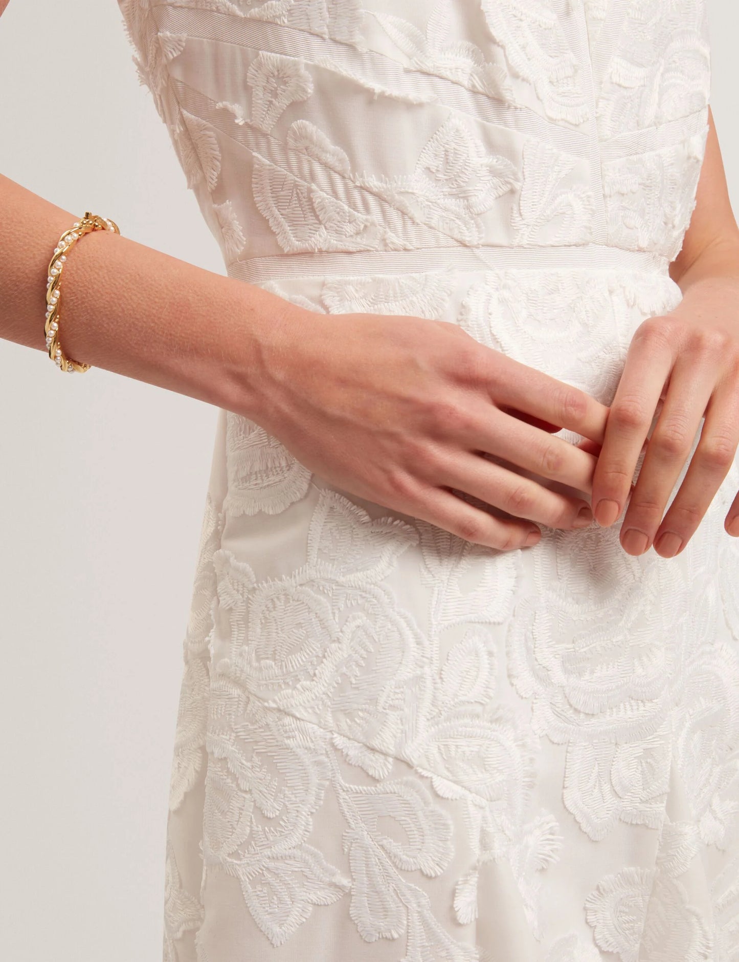 ENKOAA | WHITE