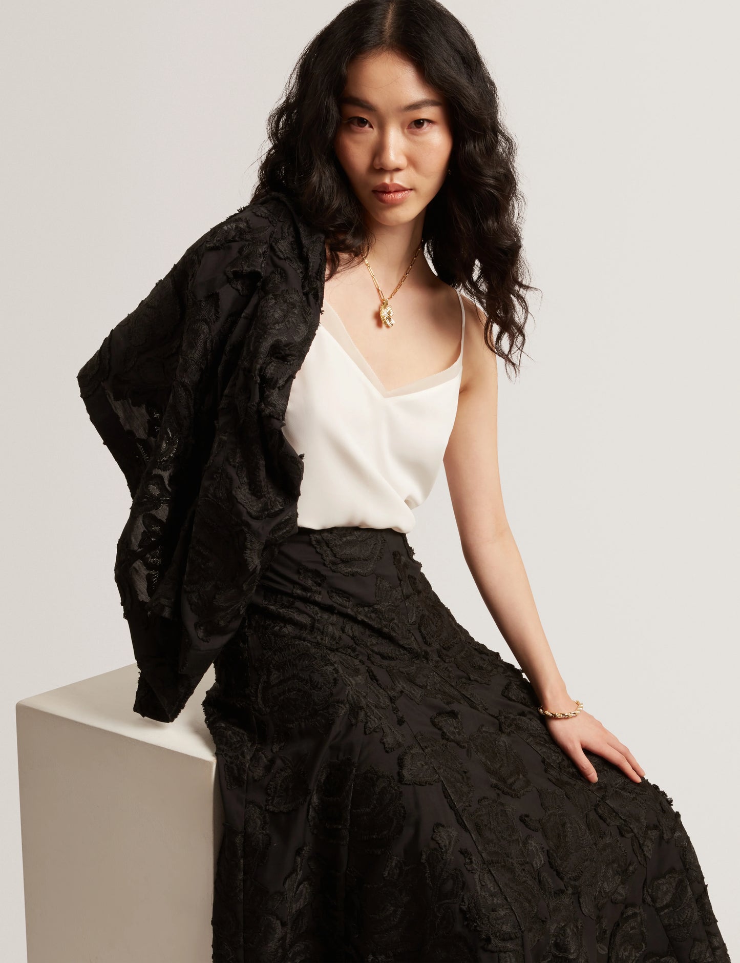 ECCRINA | BLACK