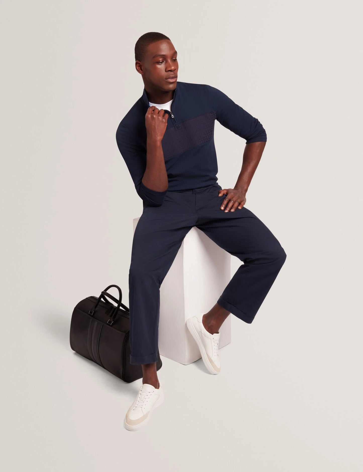 SIMONEA | NAVY