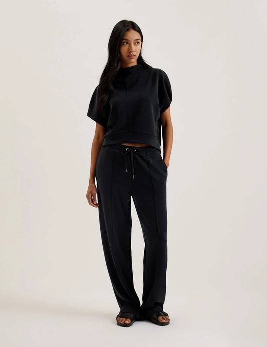 HALIYY | BLACK