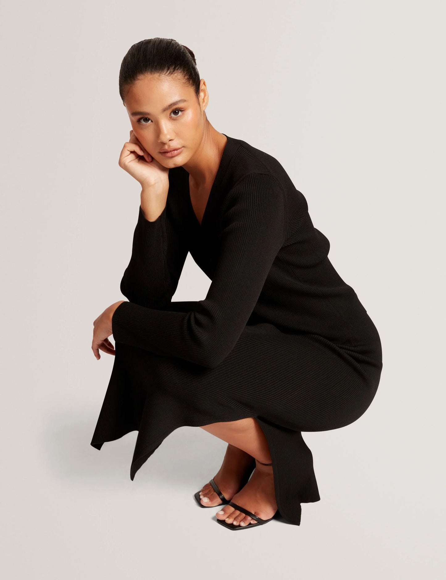 V-NECK CARDIGAN WITH RIB | RICH BLACK