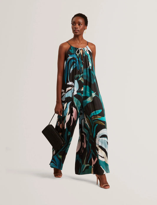 ESKAA | BLACK