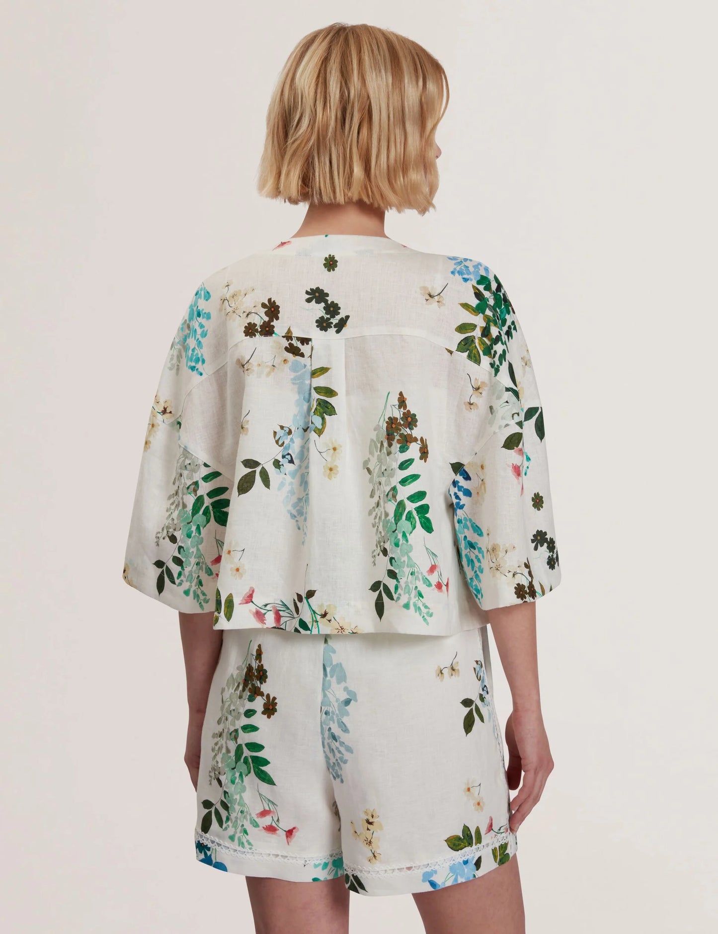 KALNA | WHITE