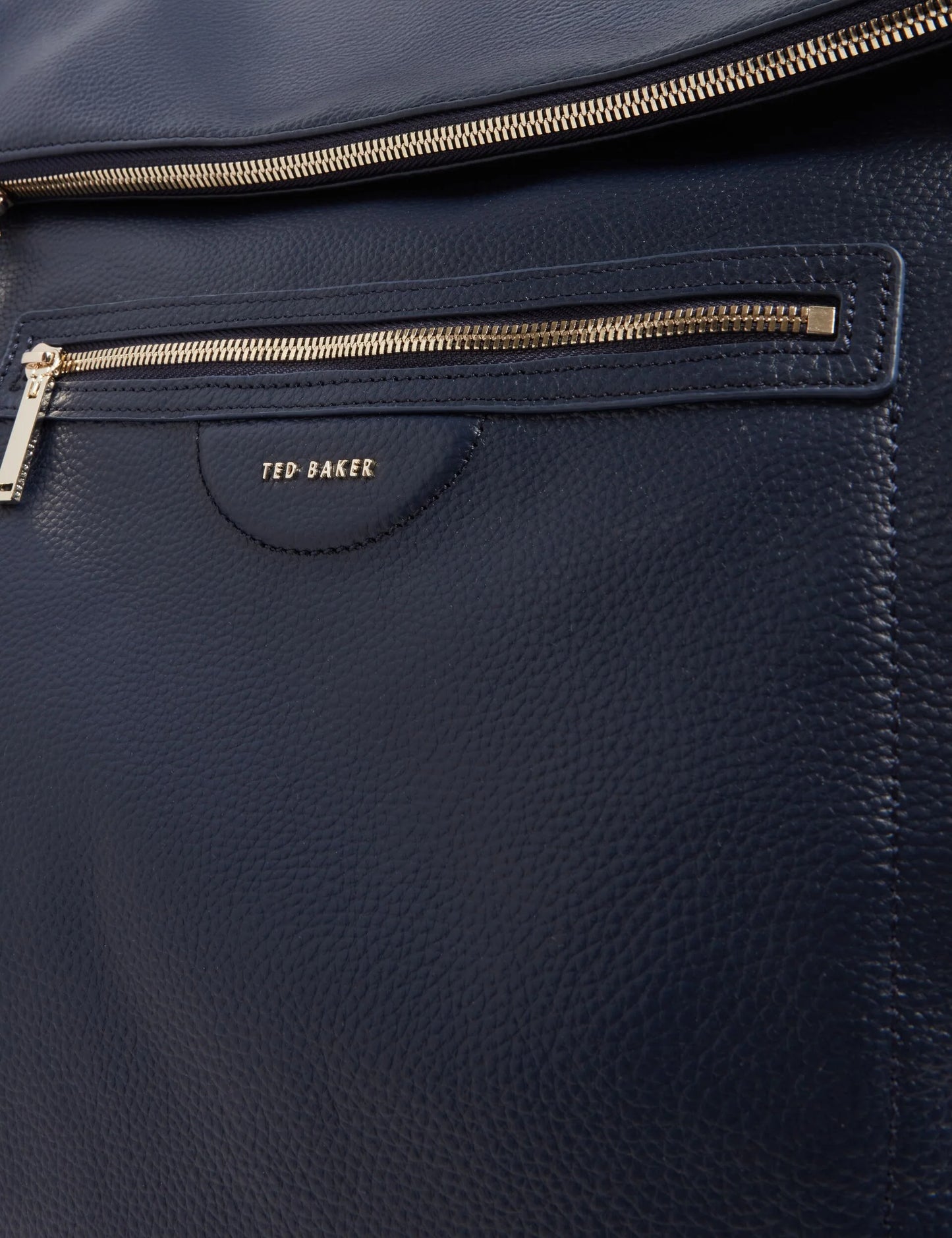 ESSAYA | NAVY