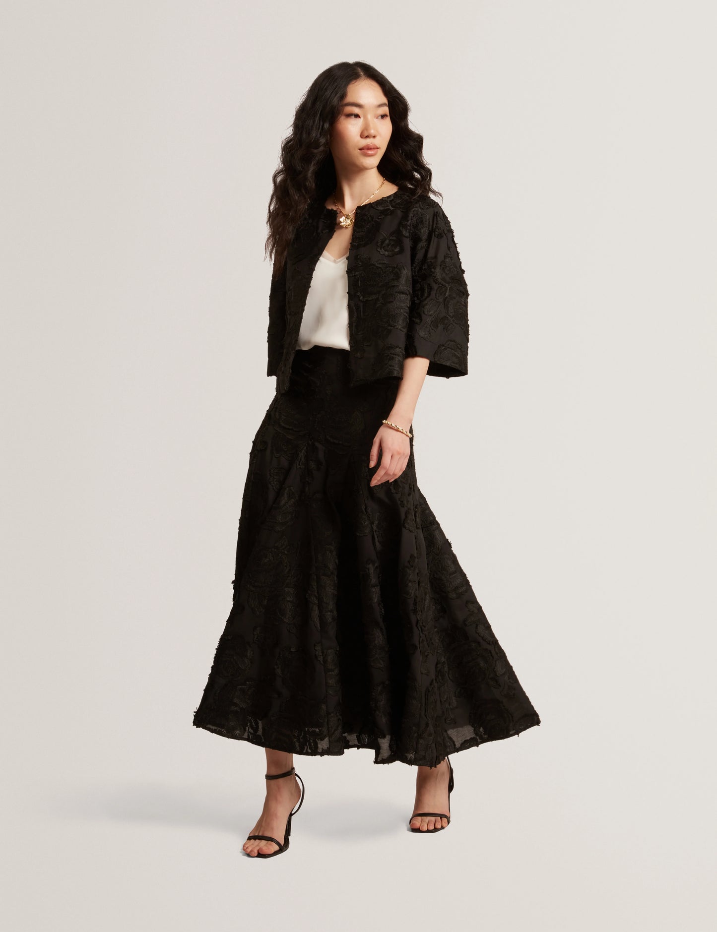 ECCRINA | BLACK