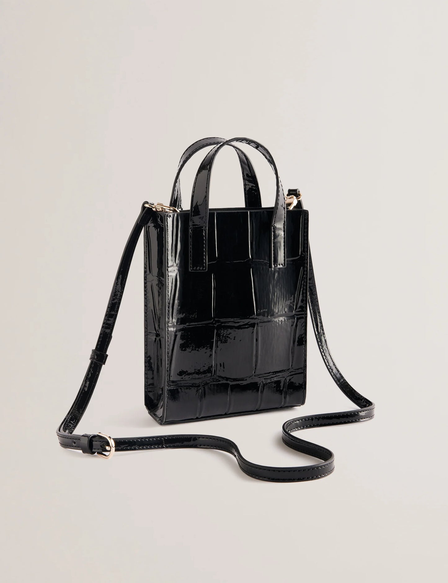 GATOCON | JET-BLACK