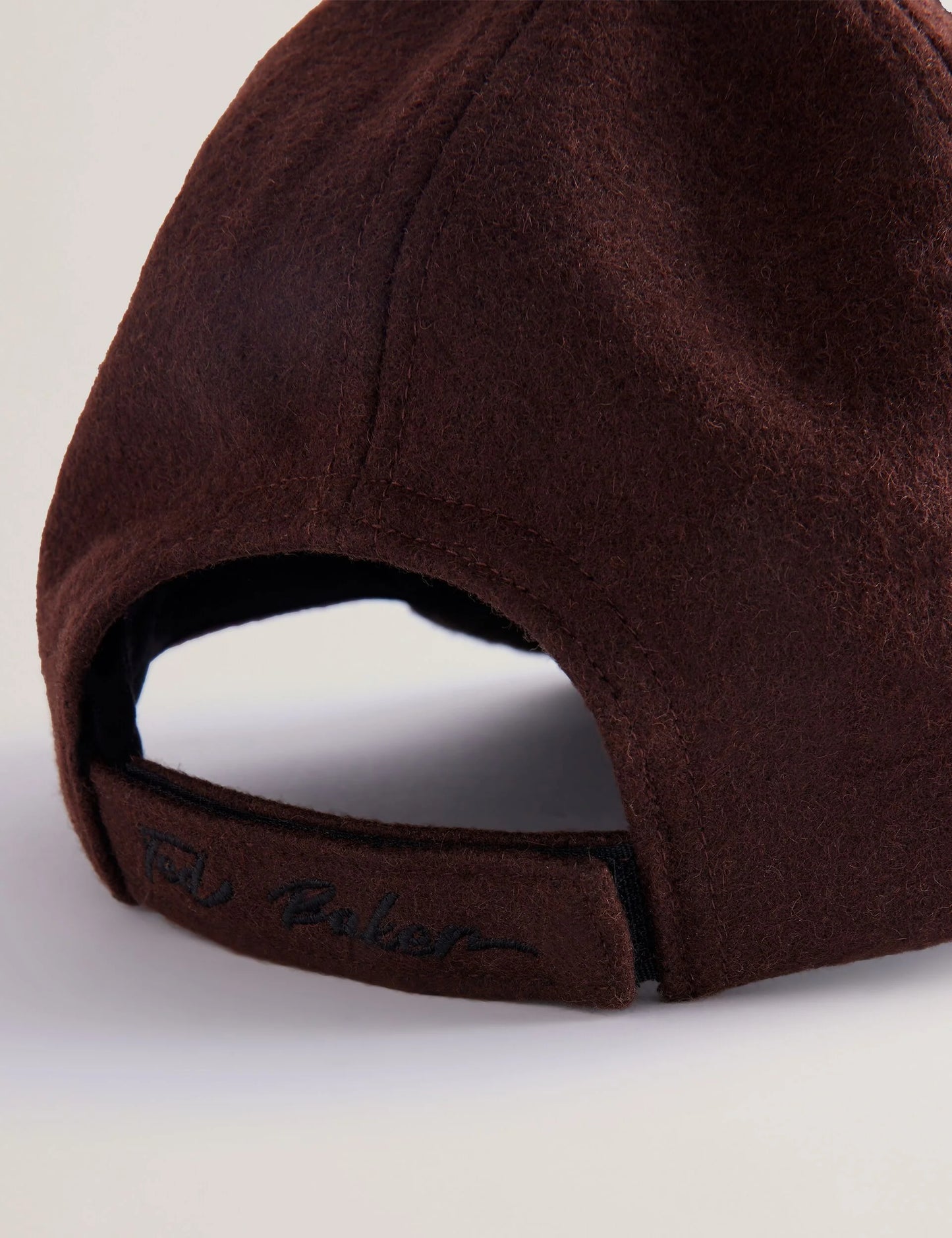 LEWIISS | BROWN