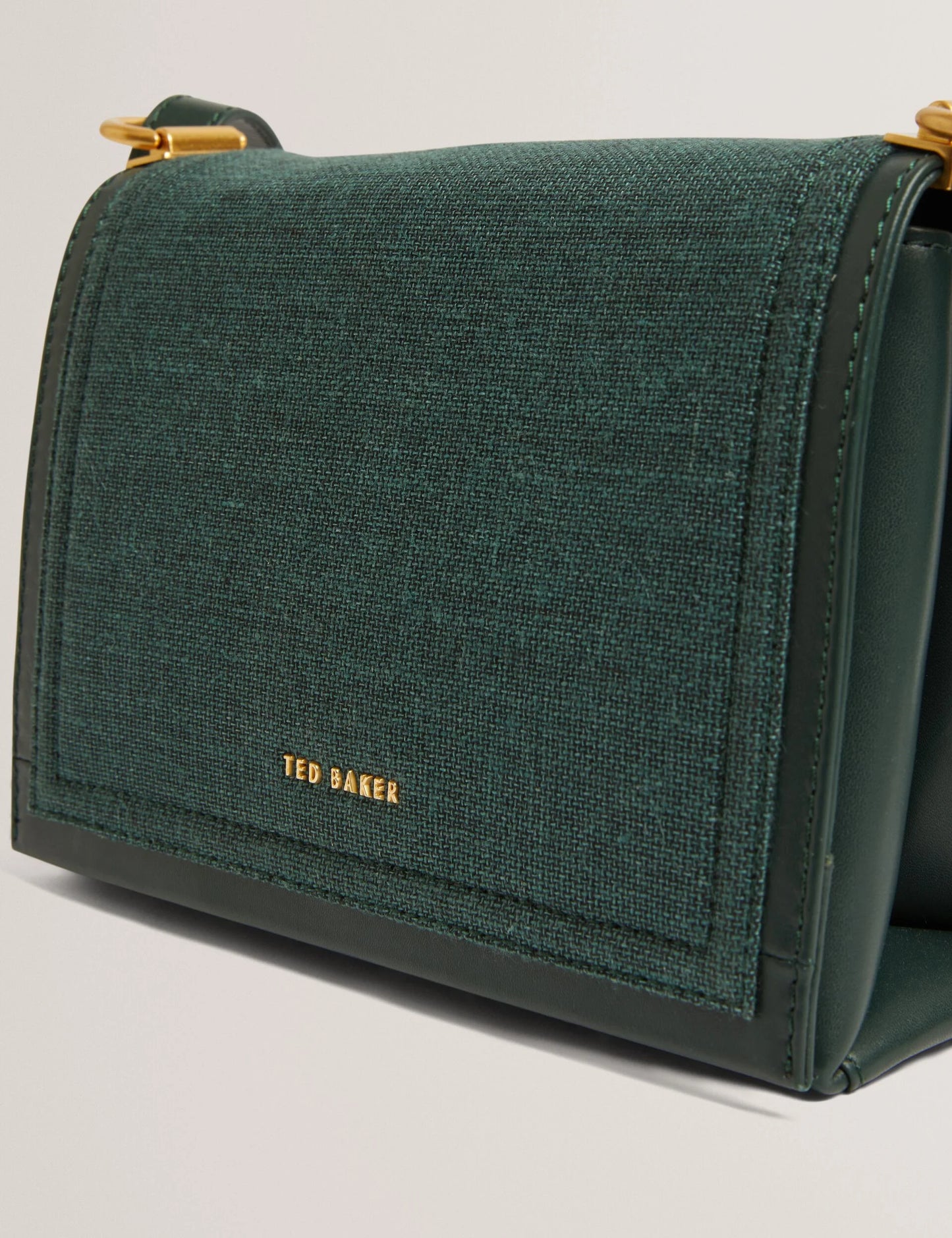 VERSAA | MID-GREEN