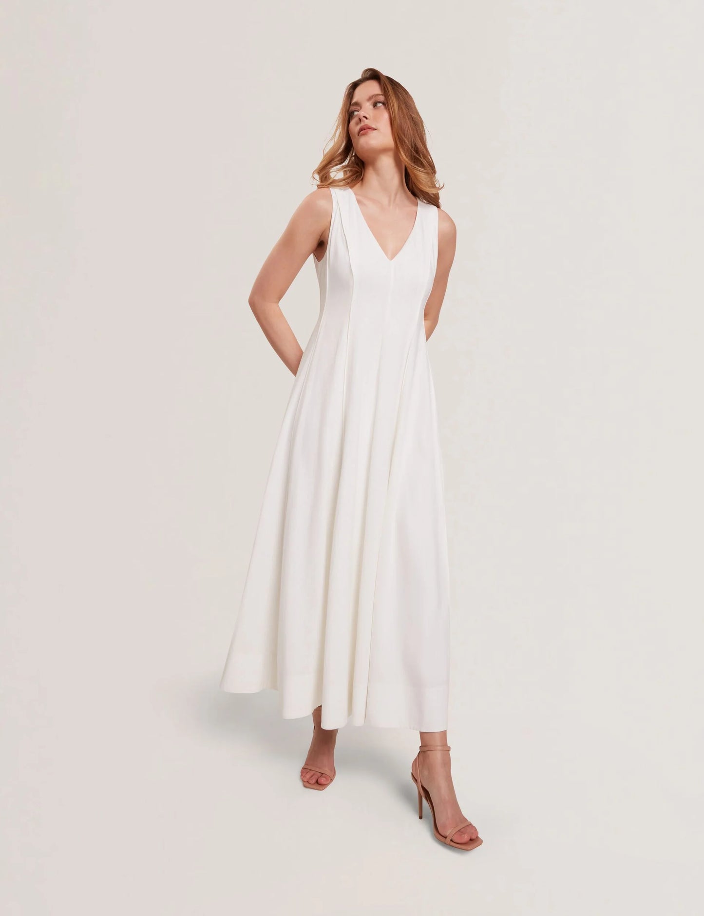 SLEEVELESS V-NECK PLEATED MAXI DRESS | ULTRA WHITE