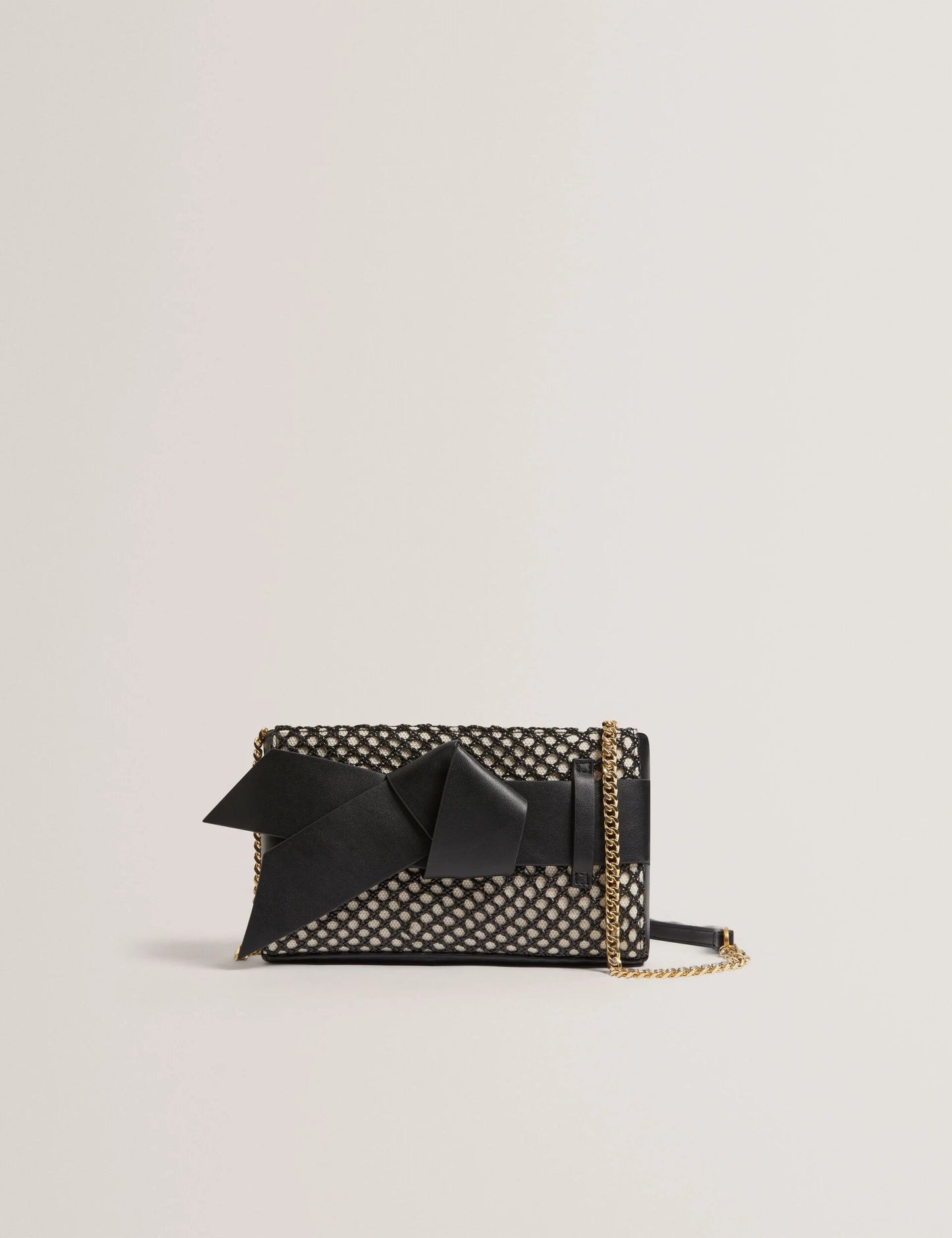 JEESIE | BLACK