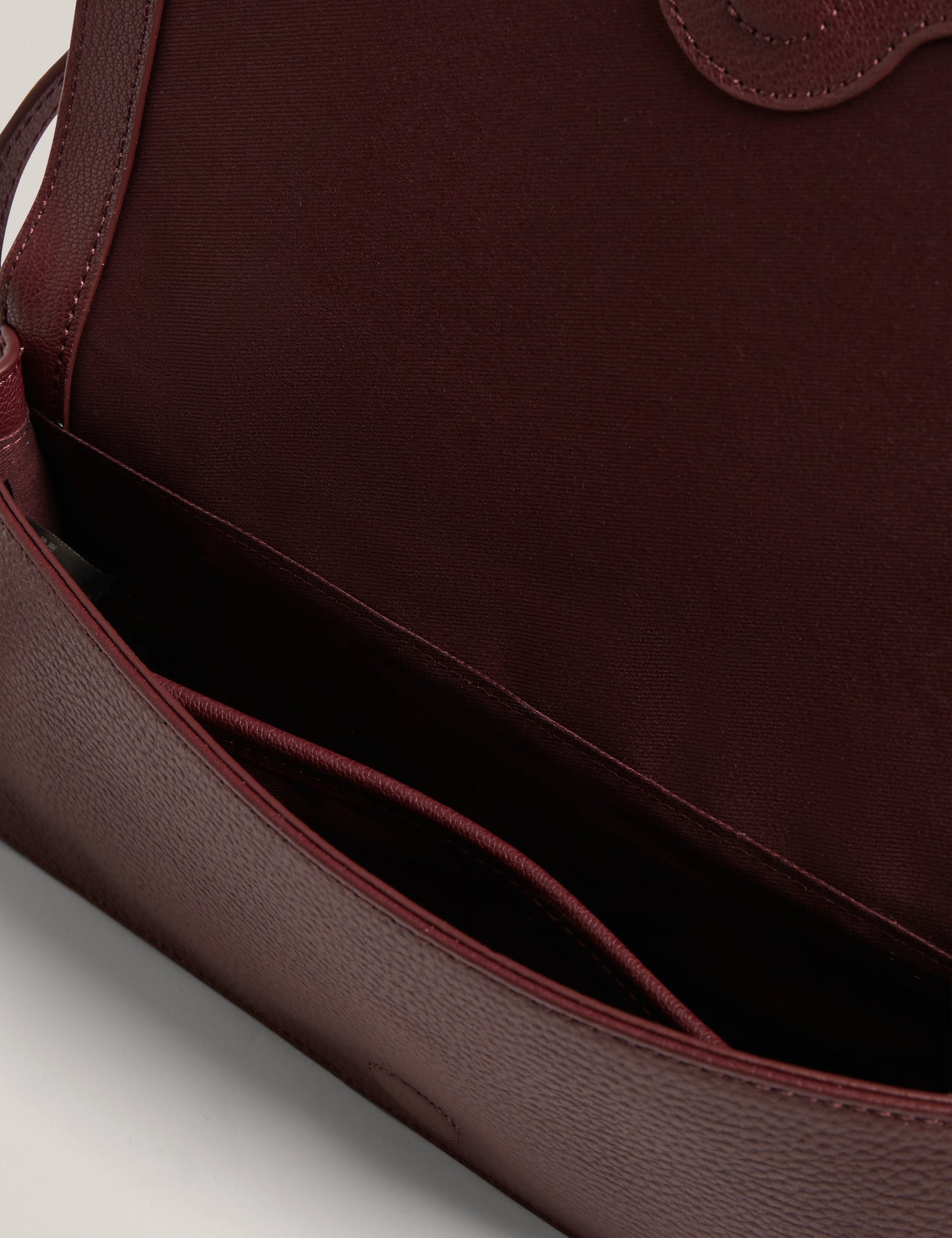 TWYYLA | OXBLOOD