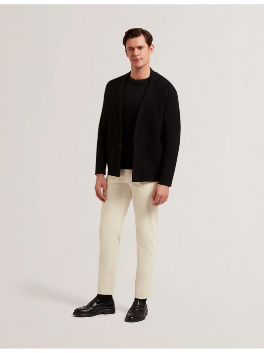PETRES | BLACK