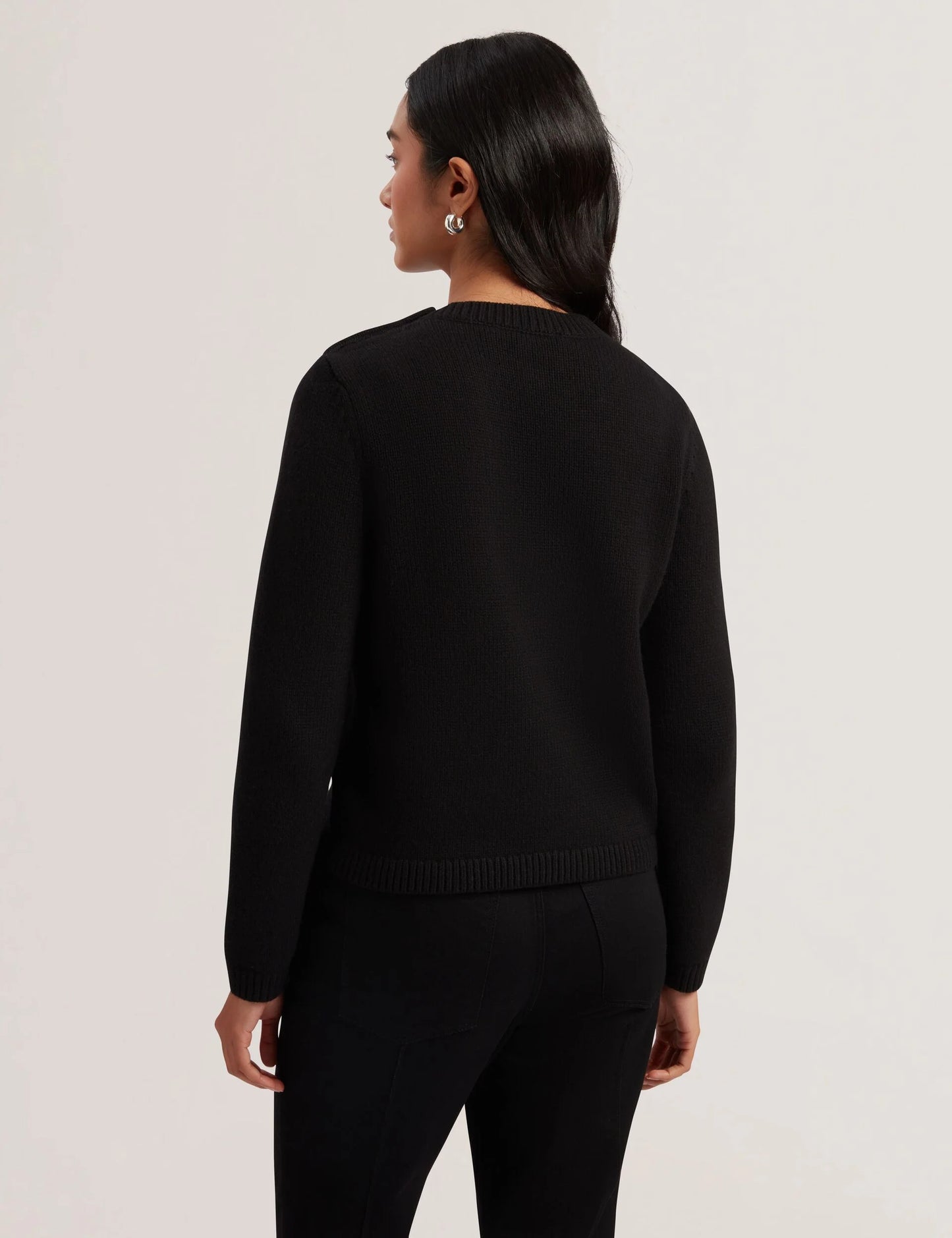 JANHA | BLACK