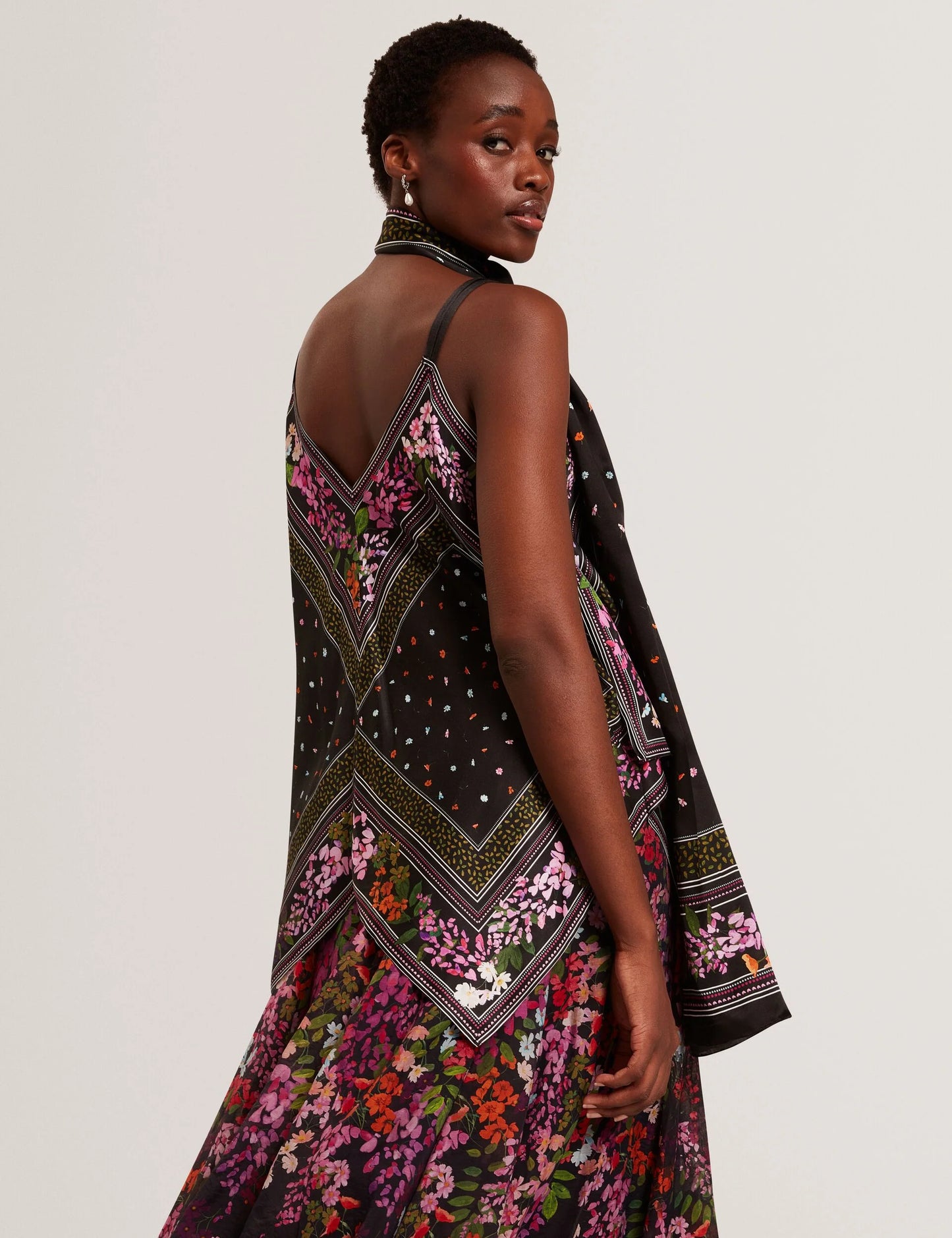 AYYLA | BLACK