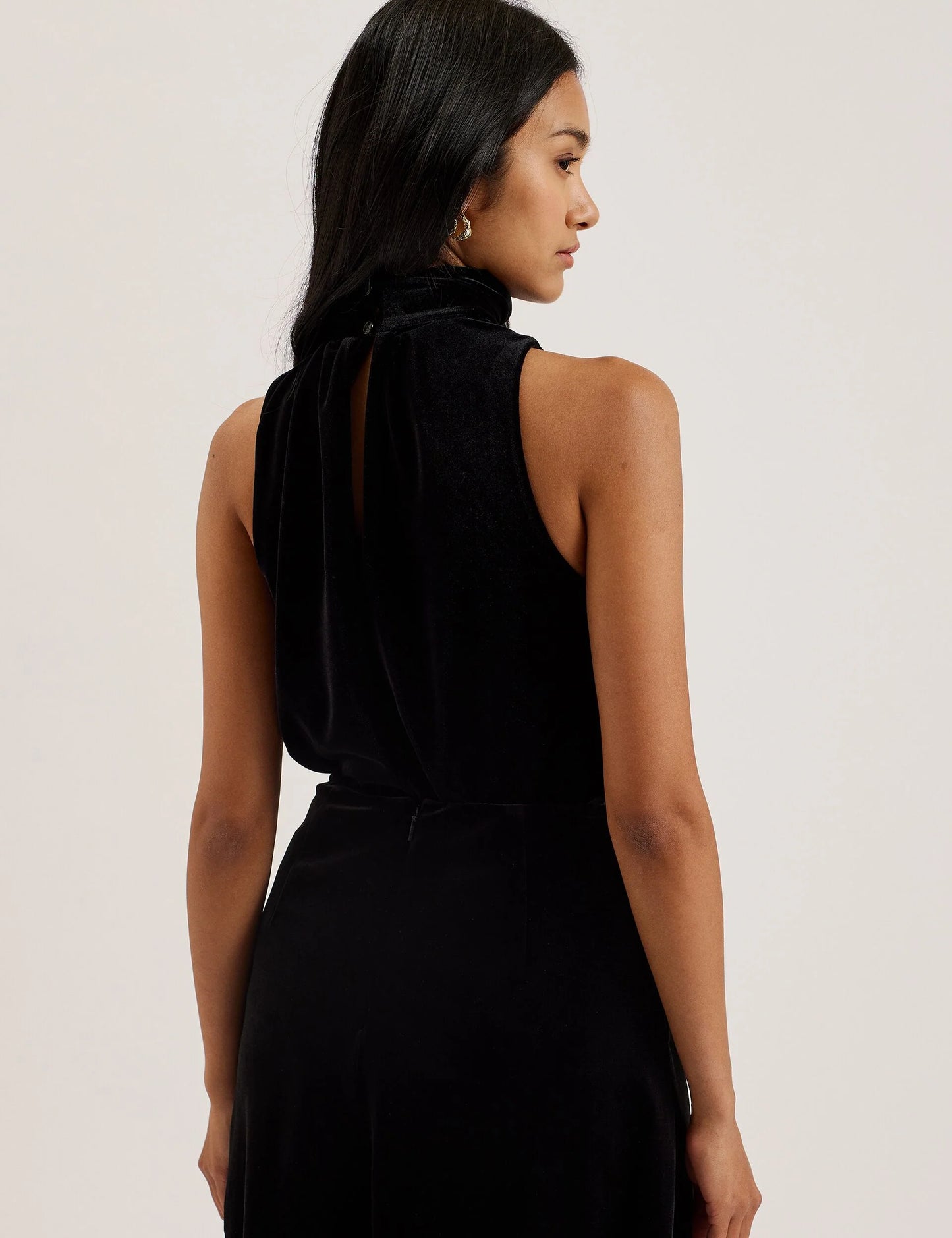 NALIAS | BLACK