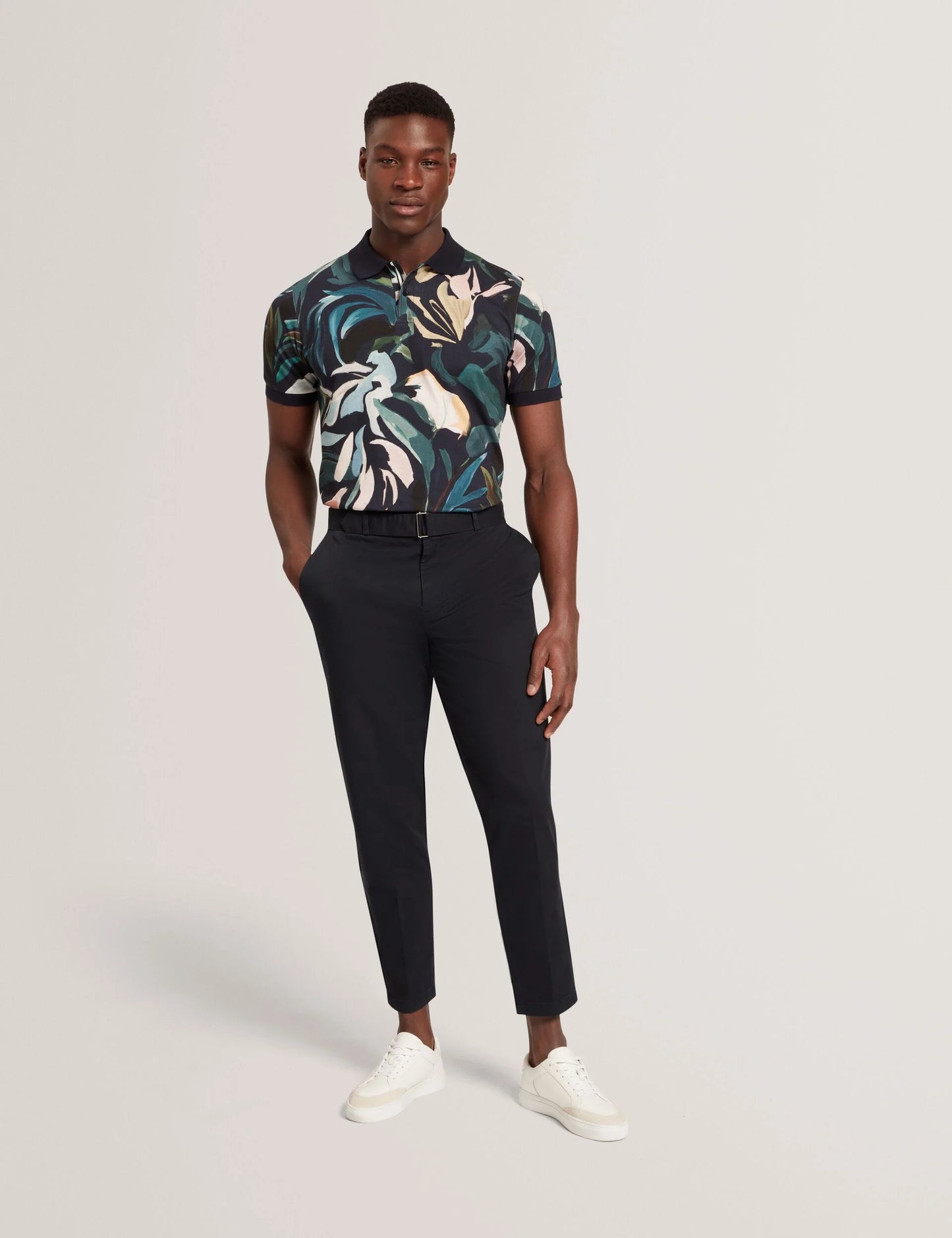 ARMODO | BLACK