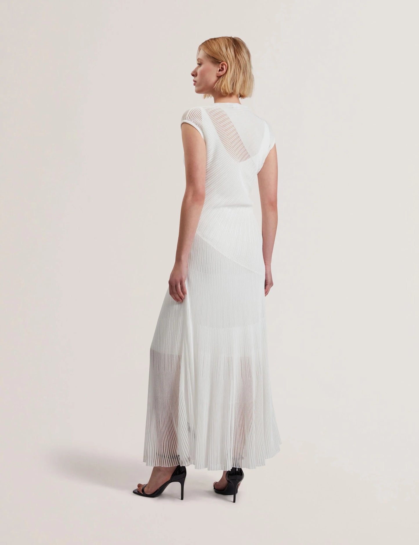CELYINA | WHITE