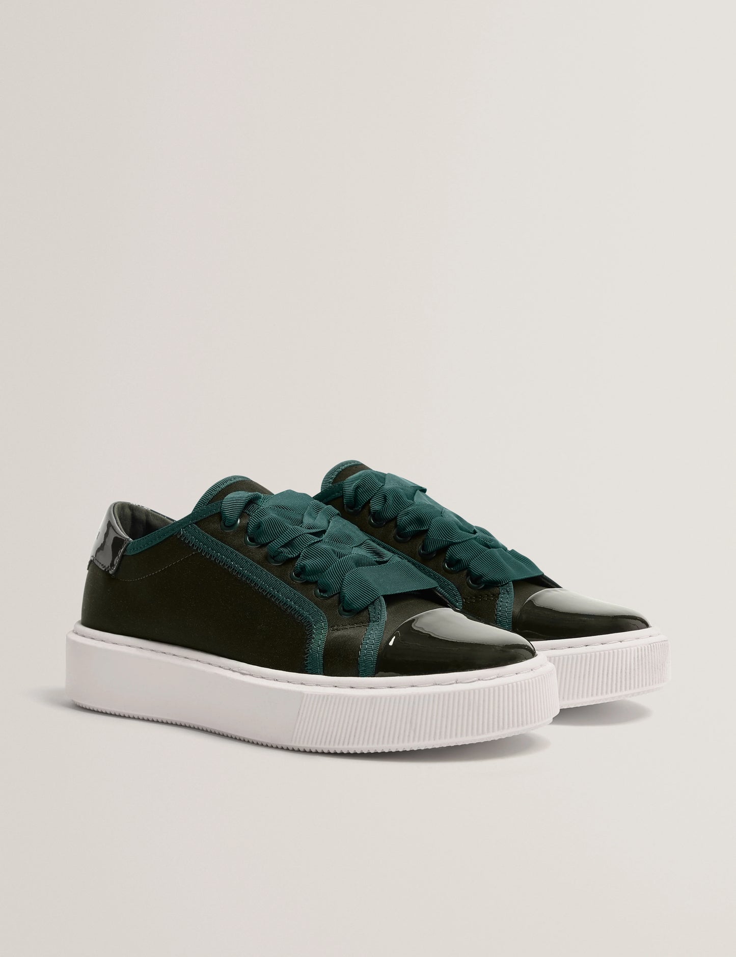 ZAIINA | GREEN