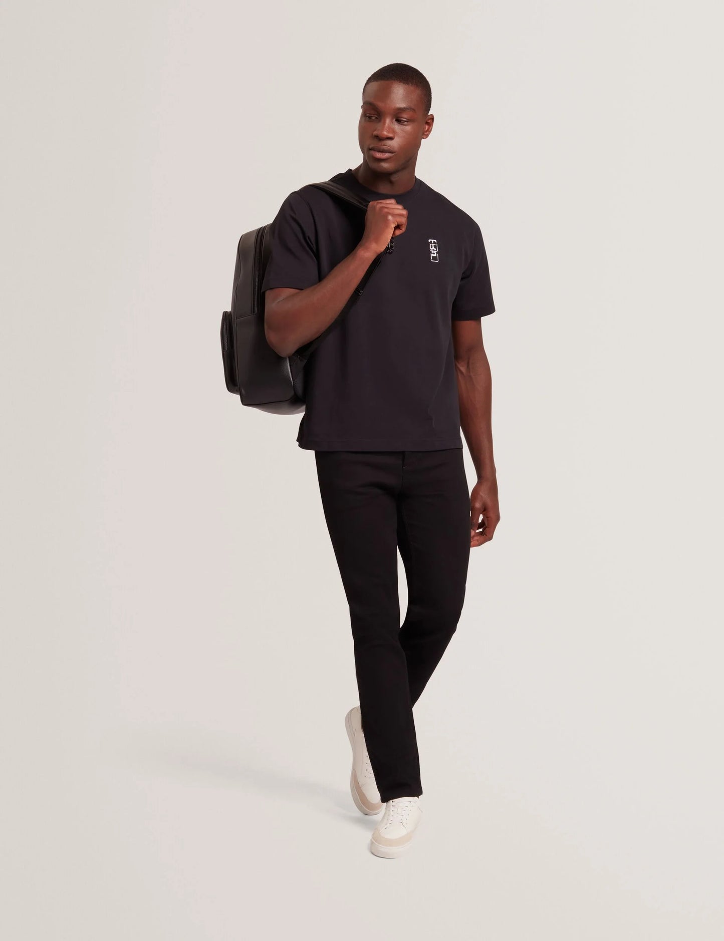 KUYRT | BLACK