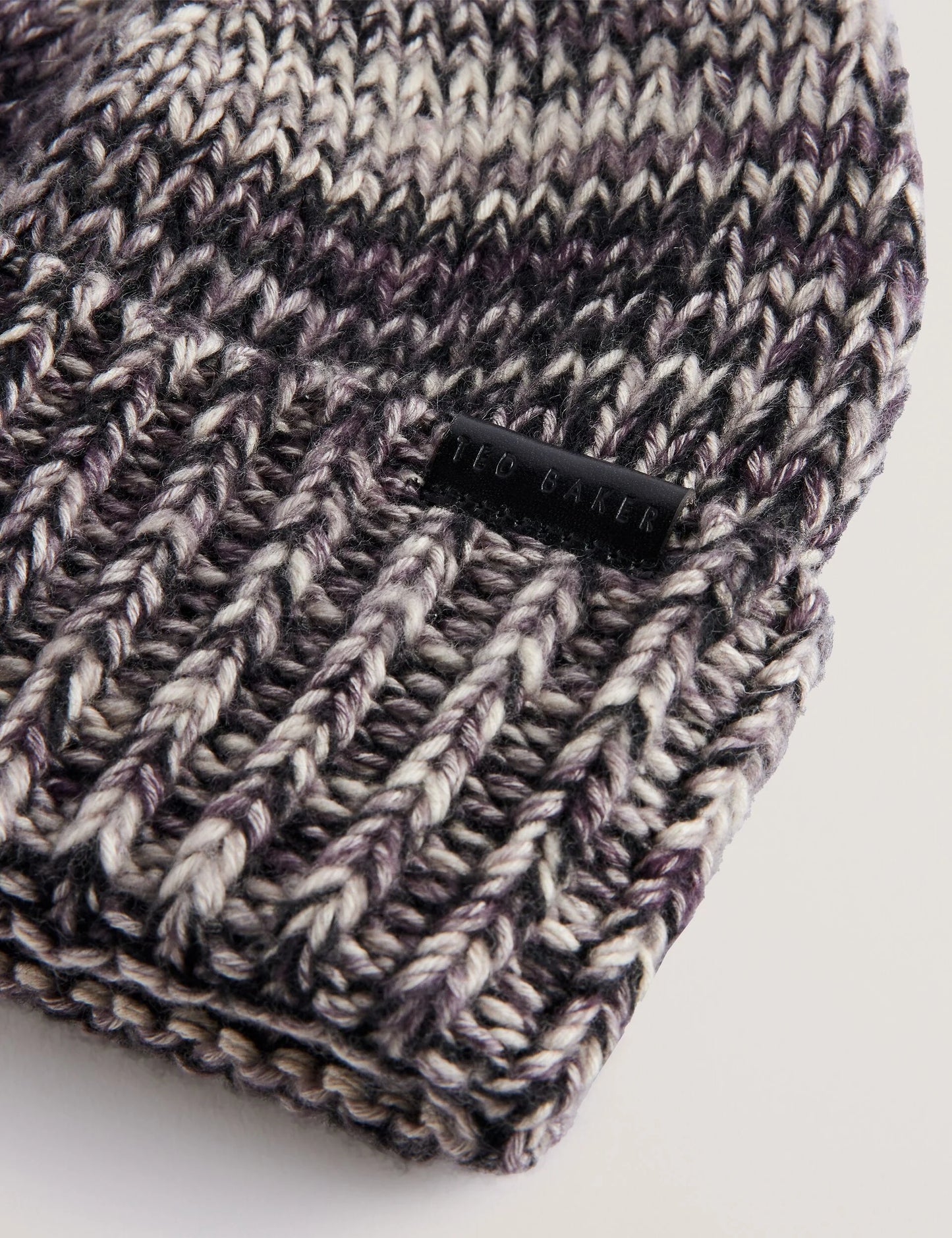 RICHIIS | GREY