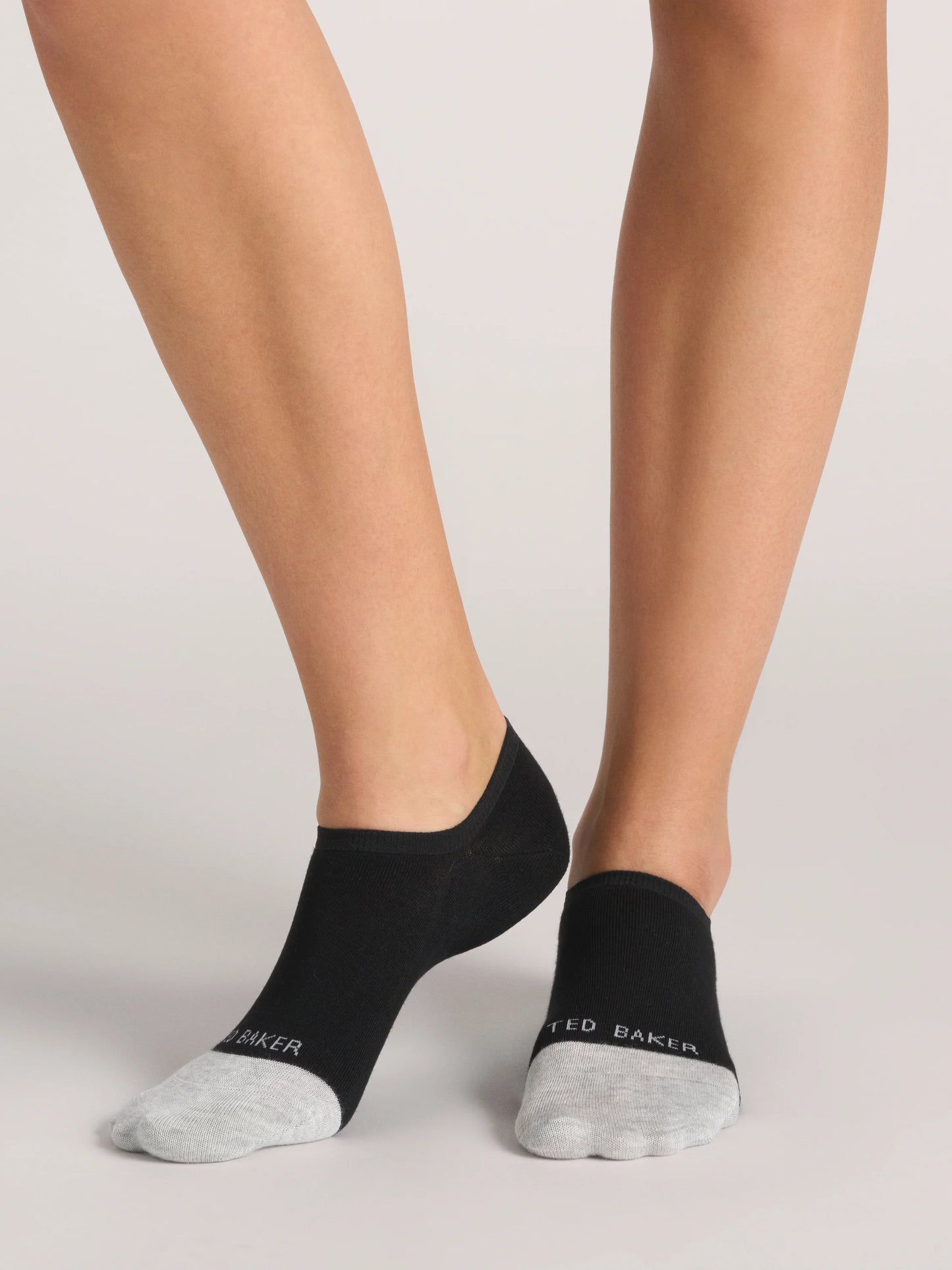 TRAINER LINER CONTRAST TOE | BLACK