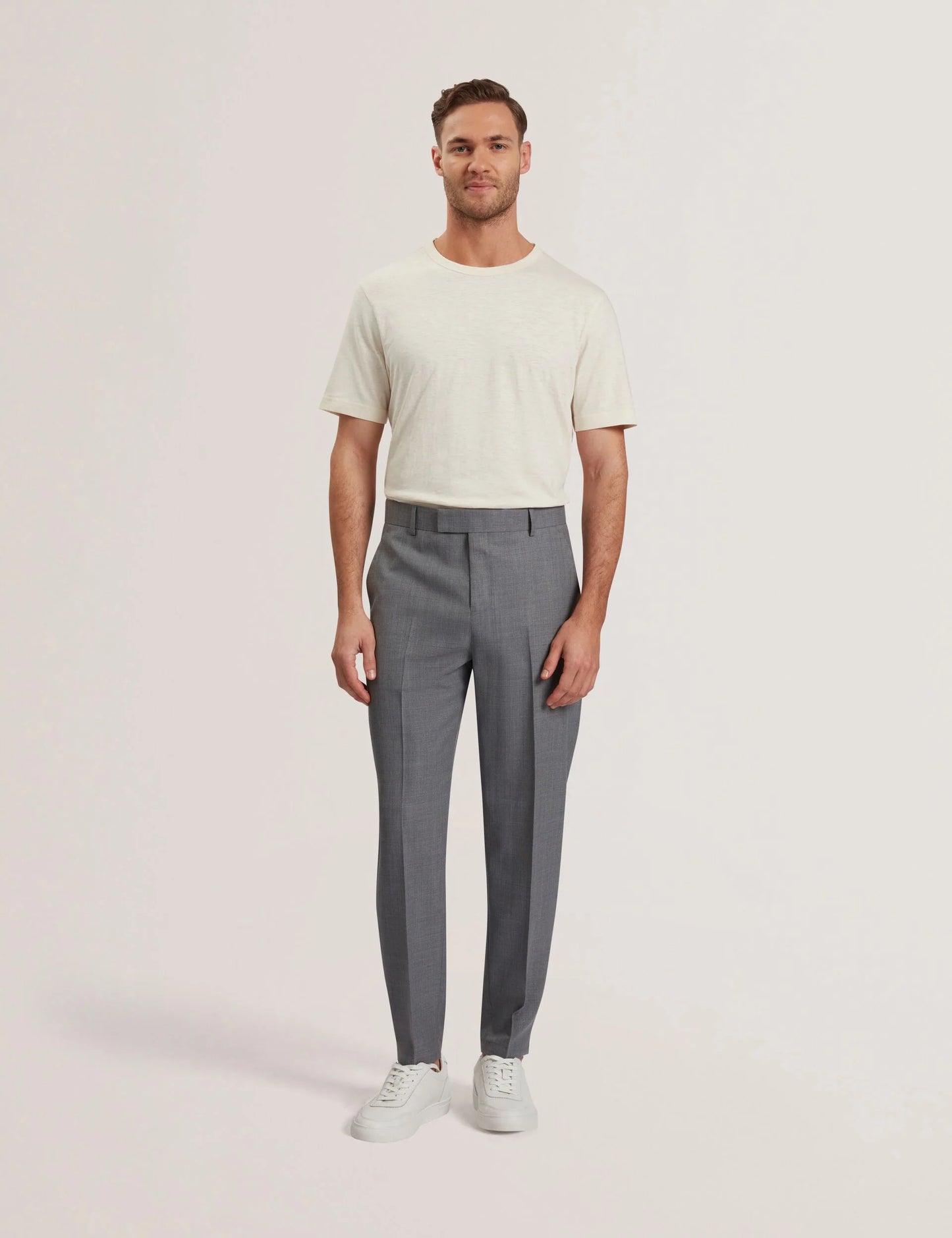 SELWYNT | MID-GREY