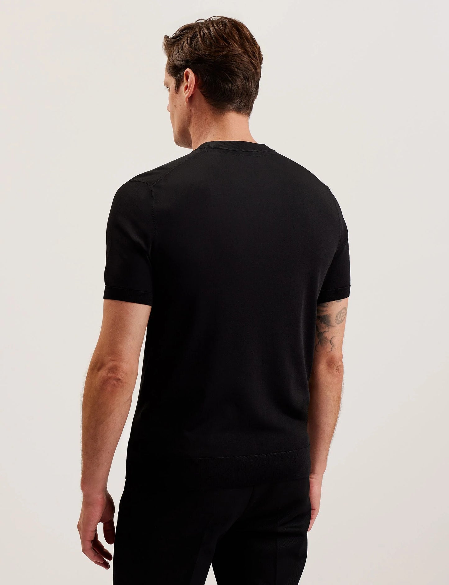 REYON | BLACK