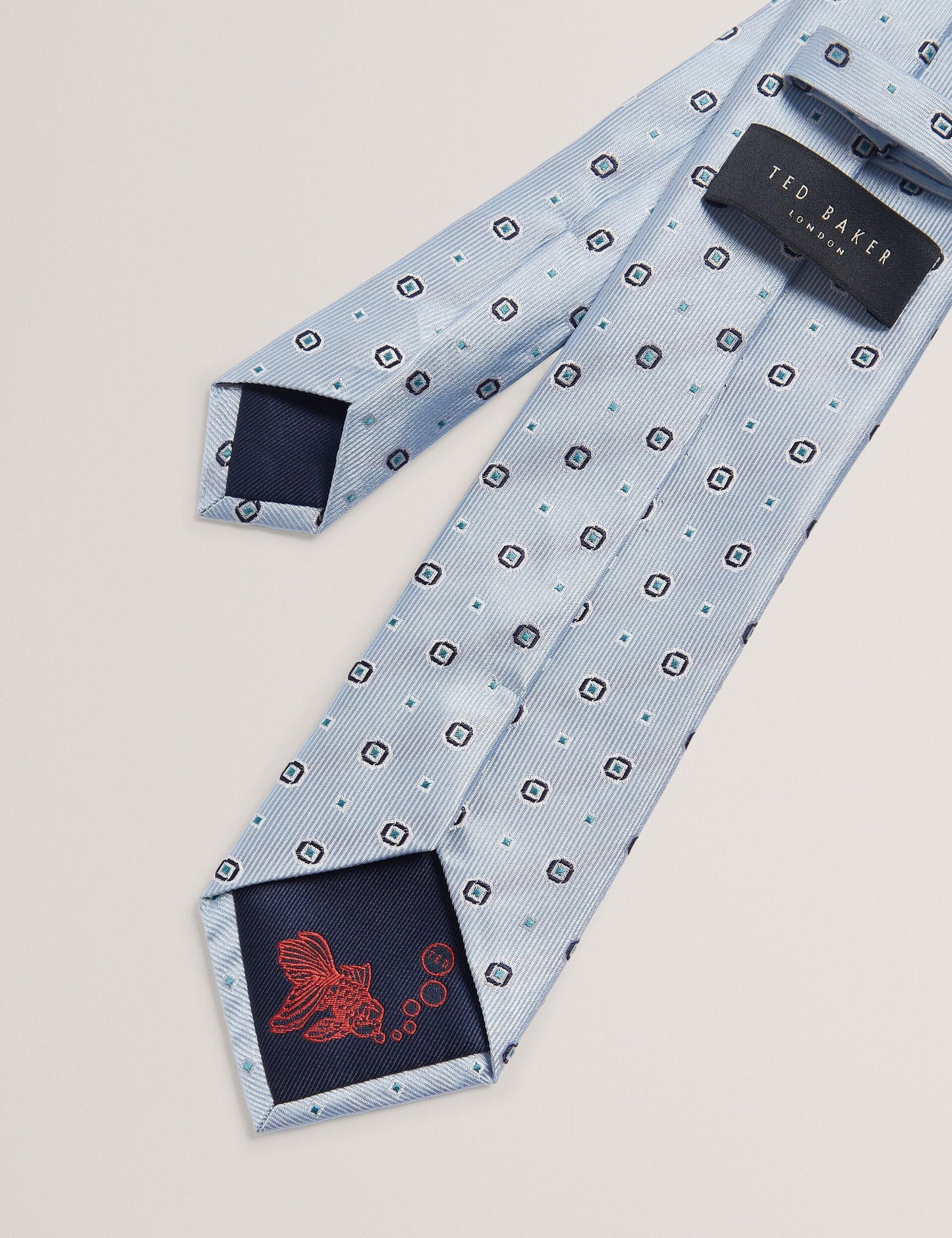 STEEPLE | LT-BLUE