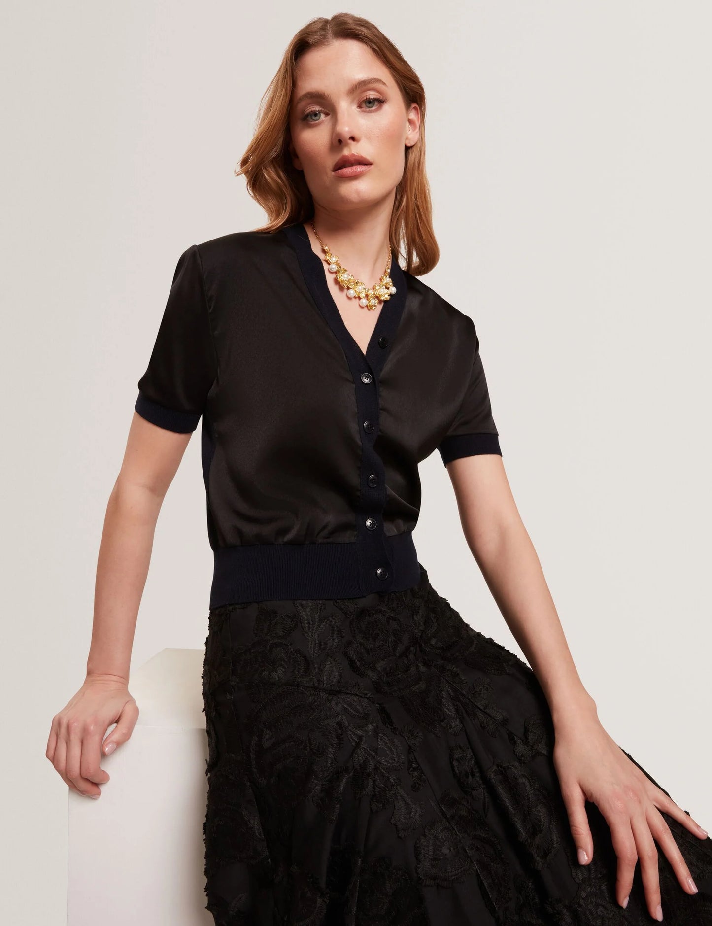 OFINA | BLACK