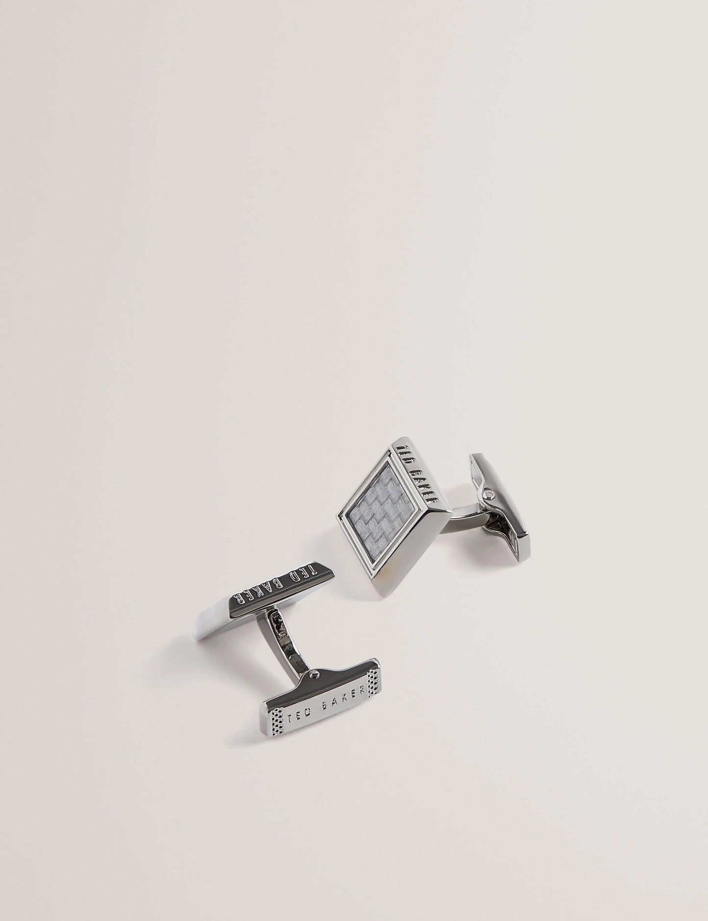 CARDER | SILVER