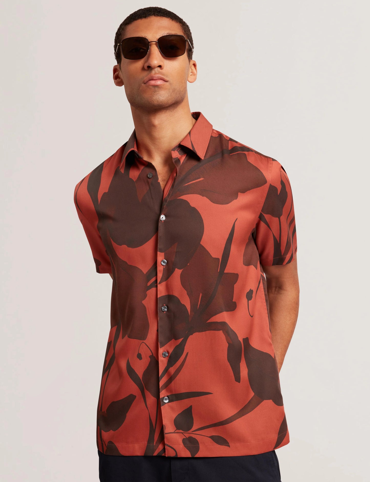 PINEDA | RED