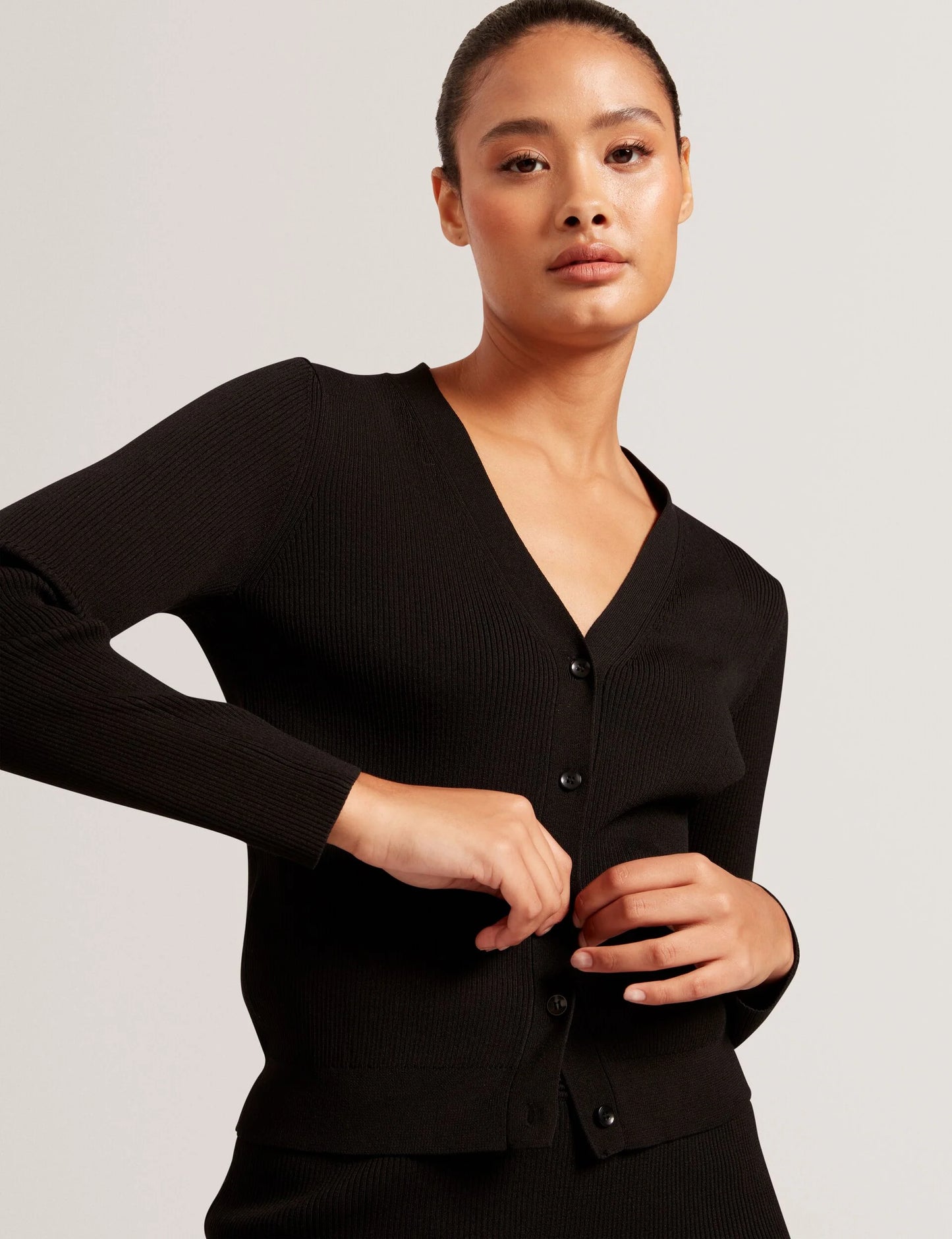 V-NECK CARDIGAN WITH RIB | RICH BLACK