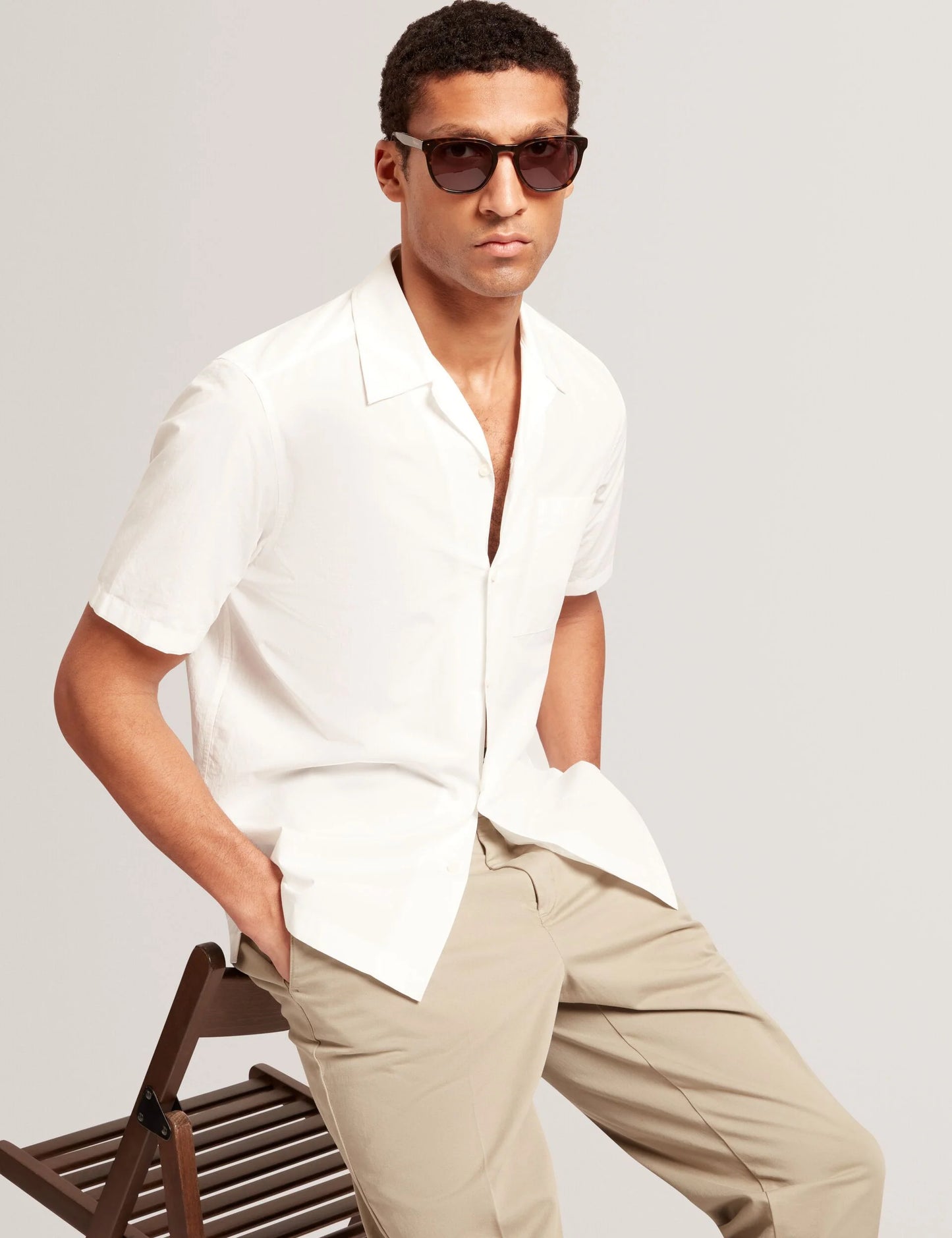RADCLYF | WHITE