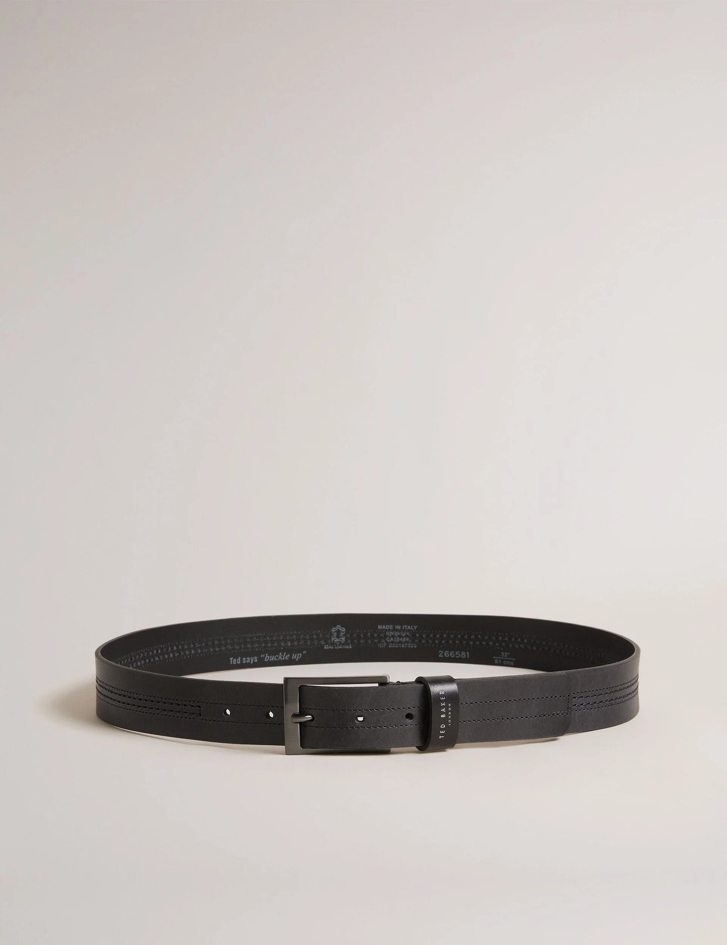 CRISIC | BLACK