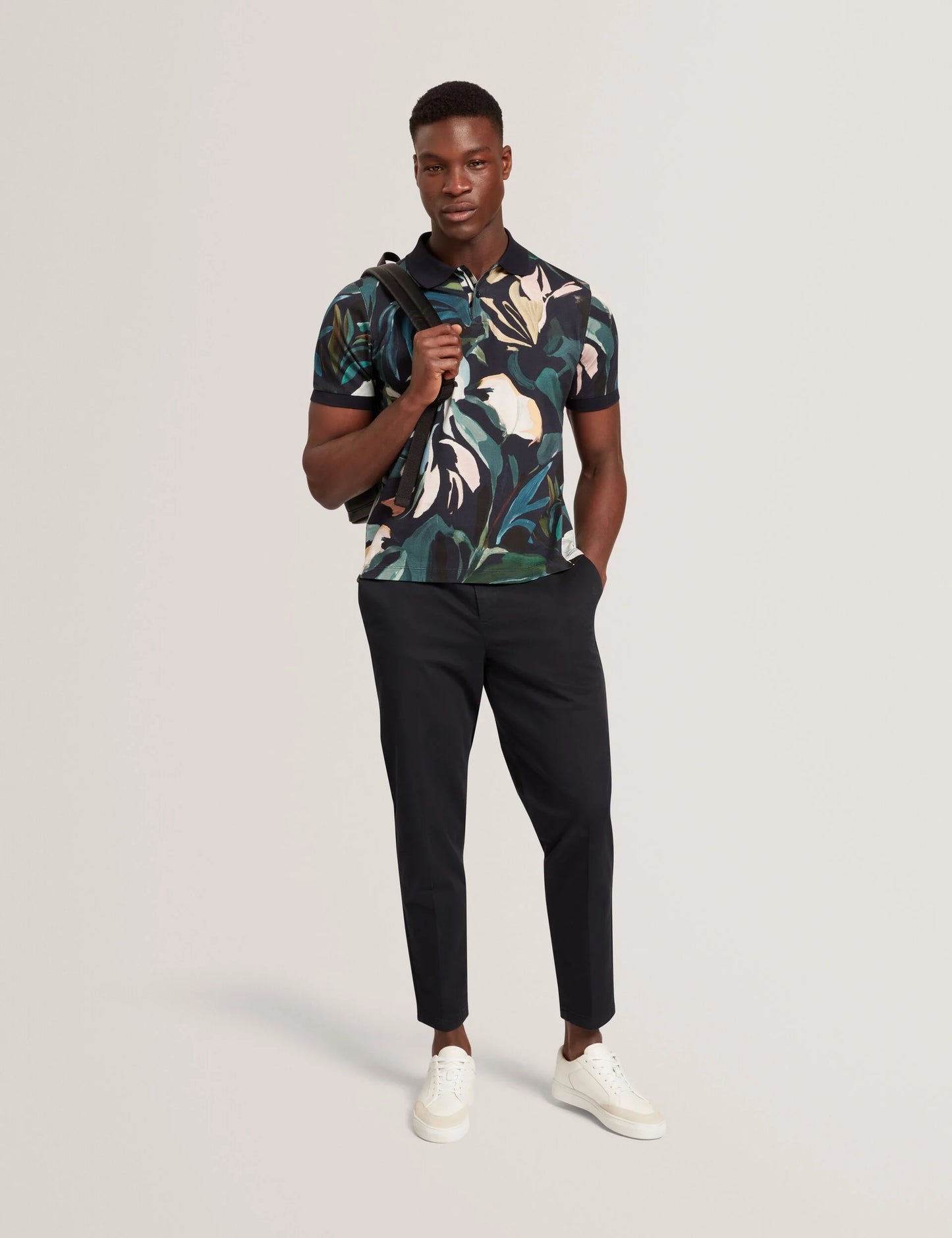 ARMODO | BLACK