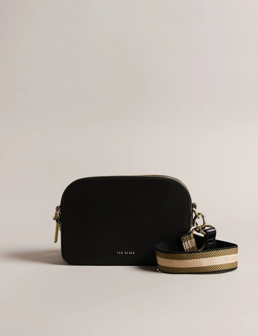 DARCELO | JET BLACK