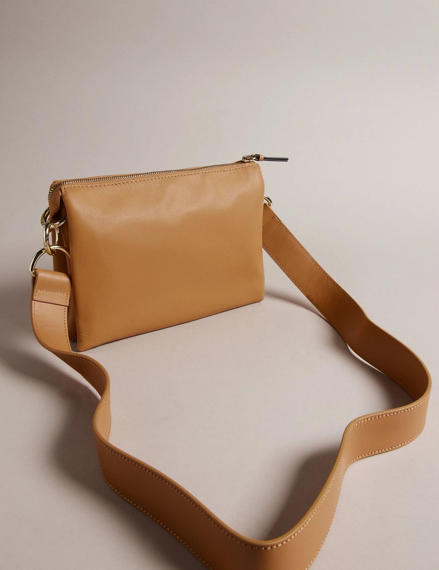 DARCEYY | TAUPE